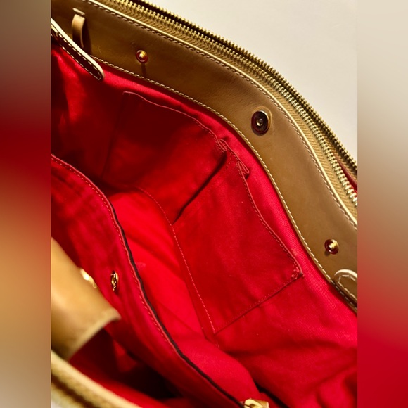 Prix De Dressage Brown leather with cream trim shoulder bag/handbag - Picture 10 of 12